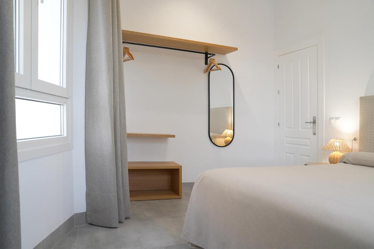 צ'יקלנה דה לה פרונטרה Casa De La Vega Suites מראה חיצוני תמונה