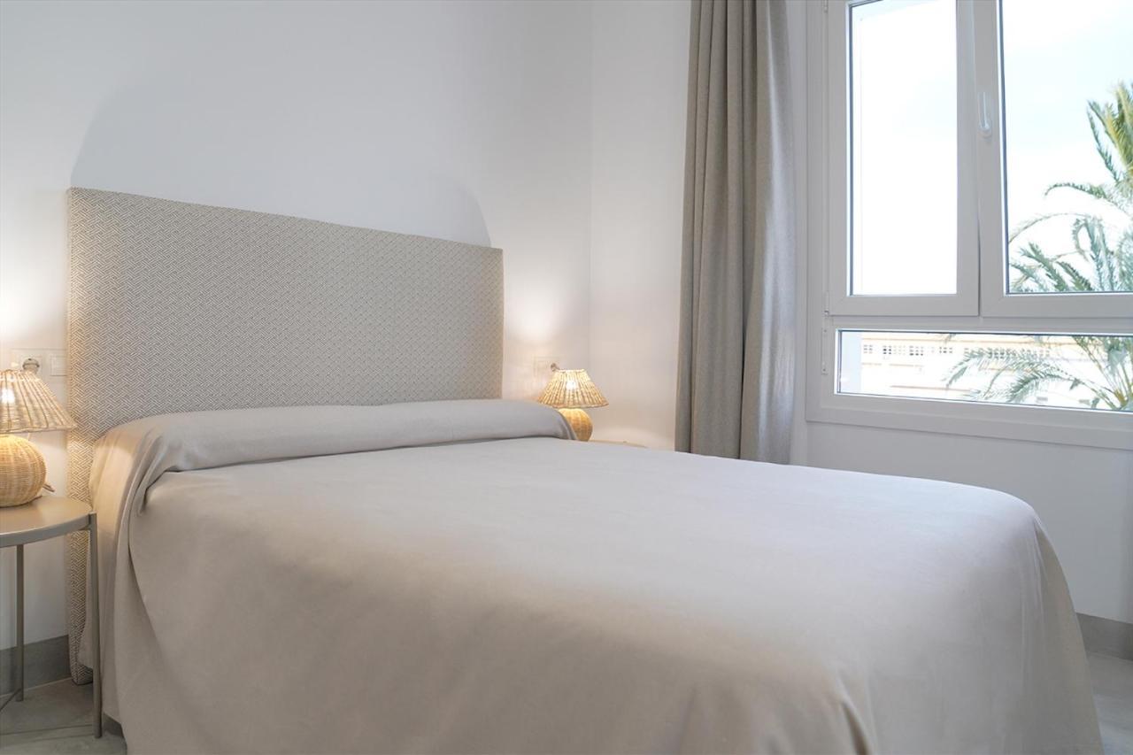צ'יקלנה דה לה פרונטרה Casa De La Vega Suites מראה חיצוני תמונה