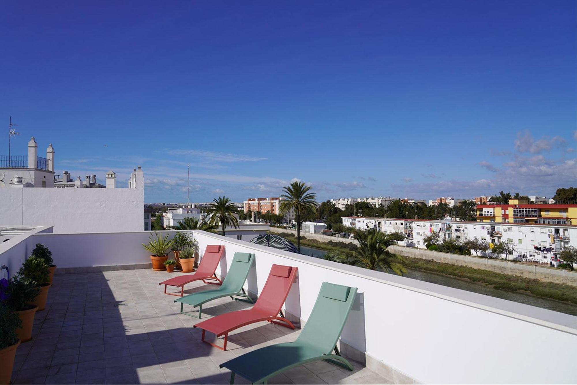 צ'יקלנה דה לה פרונטרה Casa De La Vega Suites מראה חיצוני תמונה